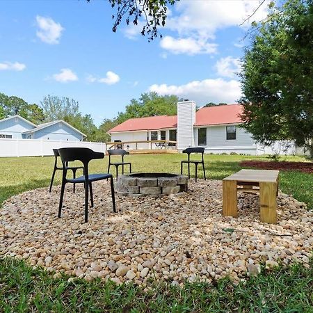 Spacious Home Near Beach, Large Yard, Game Room And Dog Friendly Jacksonville Exterior foto